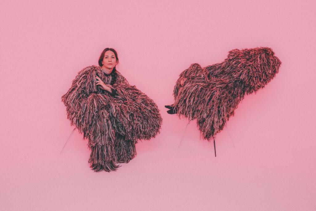 sara renar novi album