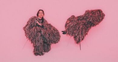 sara renar novi album