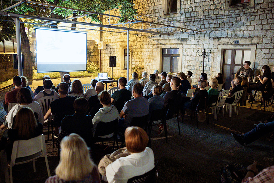 program misto za film