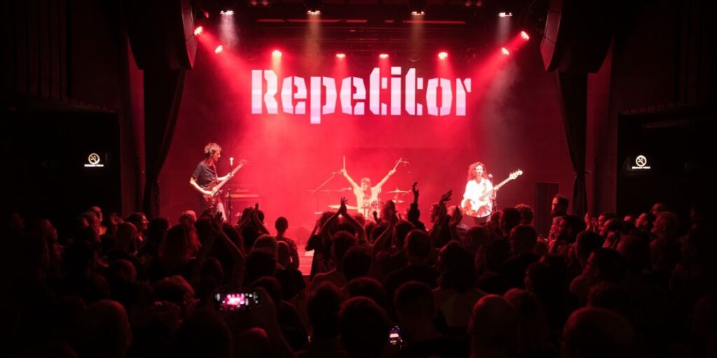 Repetitor nastupa u Regeneratoru u Zaboku foto Marin Šoštarić